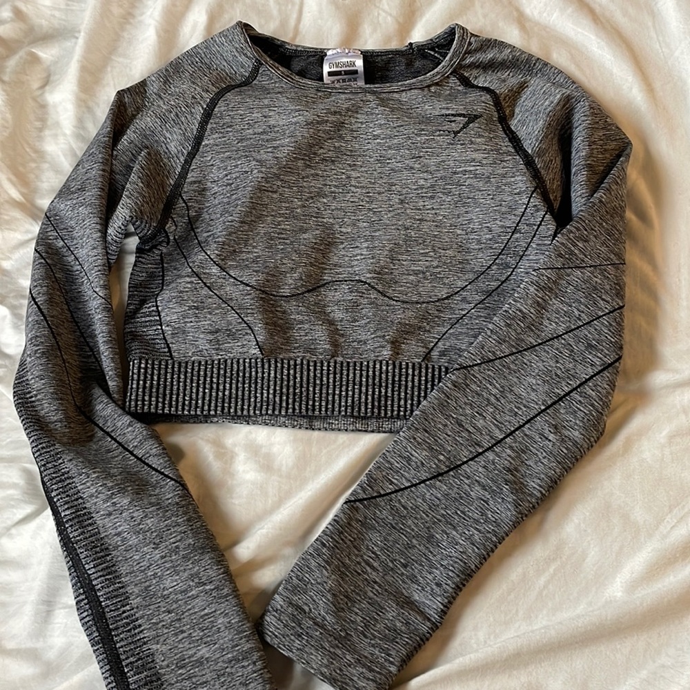 Gymshark top